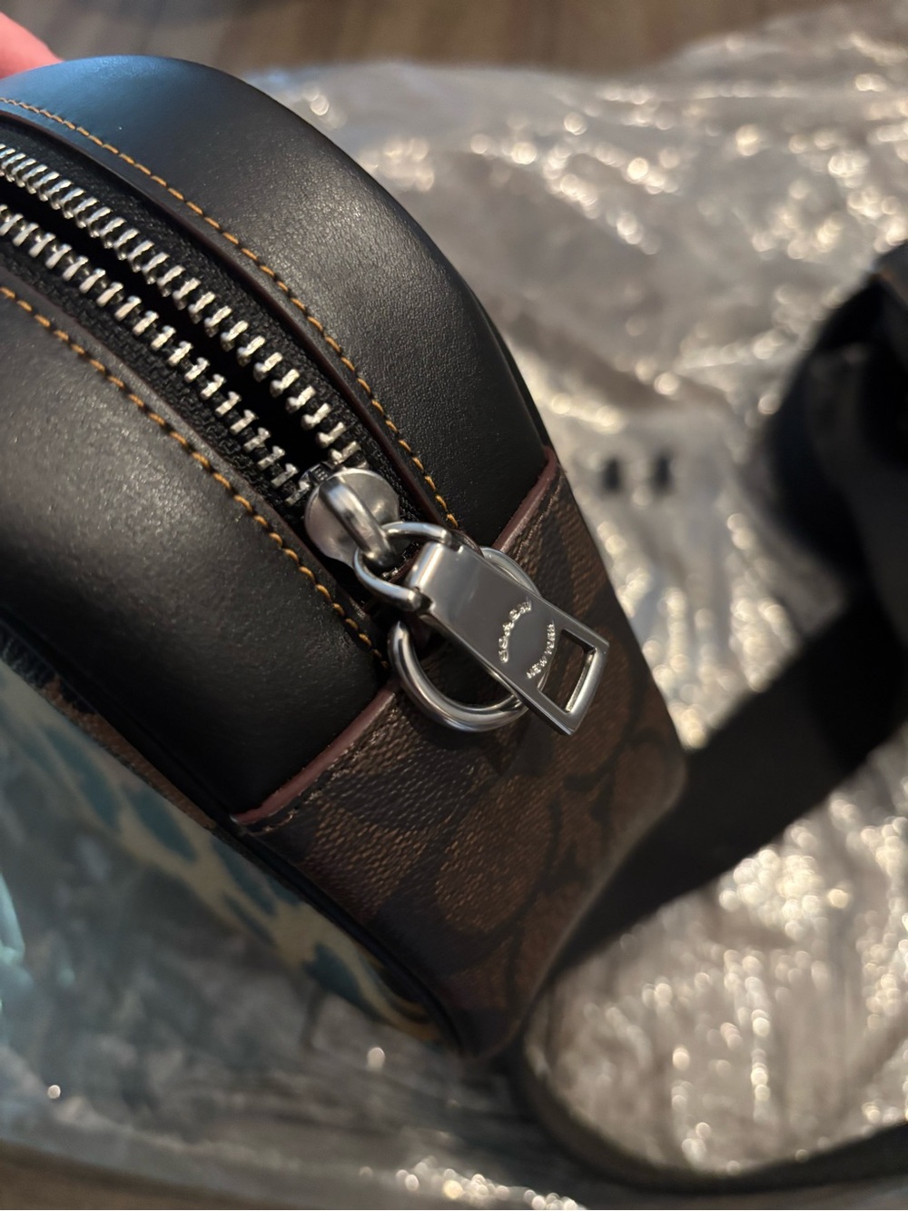Beautiful Coach crossbody LEOPARD ✨ - Picture 5 of 10